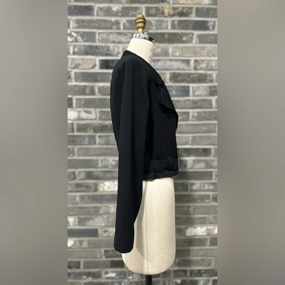 Vintage Rubina Black Cropped Belted Jacket. - Picture 4 of 11